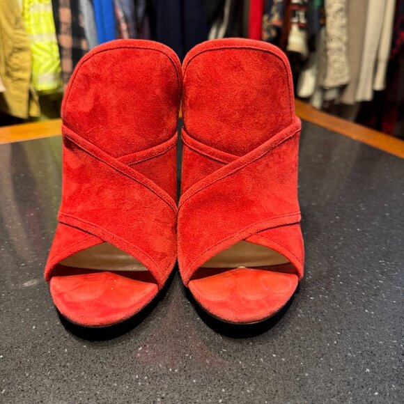 Vince Camuto Kizzia Mule In Cherry Red Suede - Picture 2 of 8